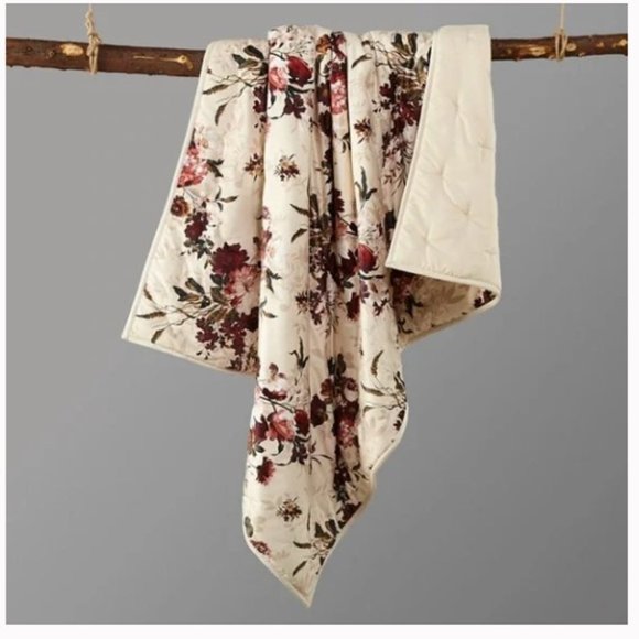 Martha Stewart Gilded Floral Velvet Quilted Throw Blanket 50” x 60” NWT - Picture 1 of 4